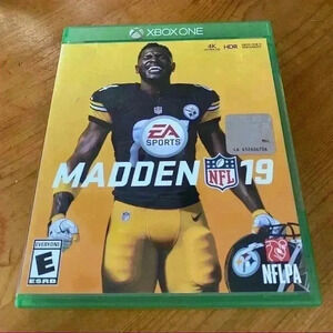 Madden NFL 19 on Xbox One